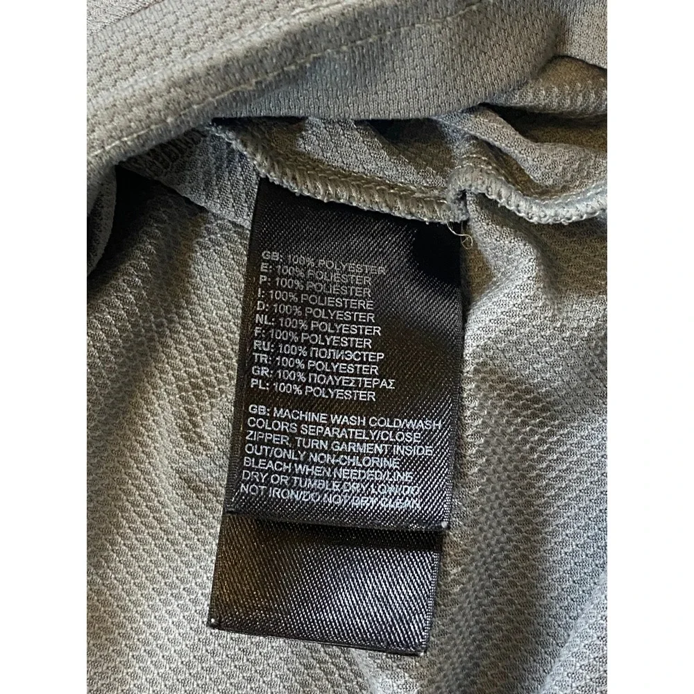 The North Face Mens Quarter Zip Long Sleeve FlashDry Athletic‎ Shirt L